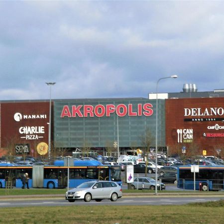 Apartaments Near Svyturio Arena クライペダ エクステリア 写真