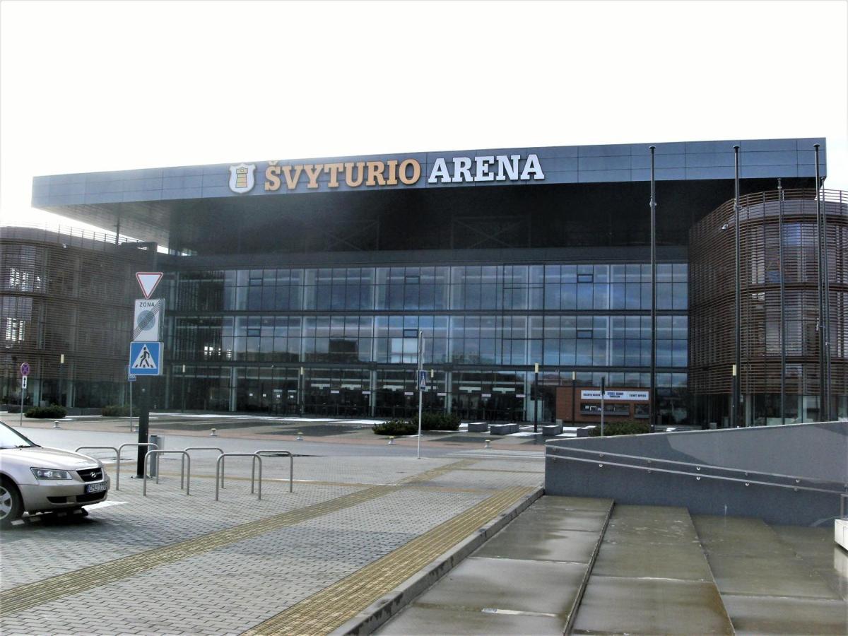 Apartaments Near Svyturio Arena クライペダ エクステリア 写真